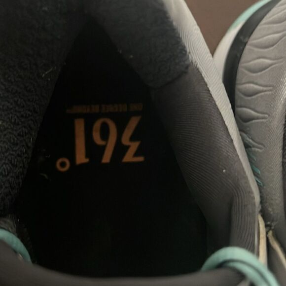 🔥 361 Degrees Women's Strata 4 Running Shoes - Sleet/Ebony - Sz 8.5 - PERFECT - Picture 5 of 12